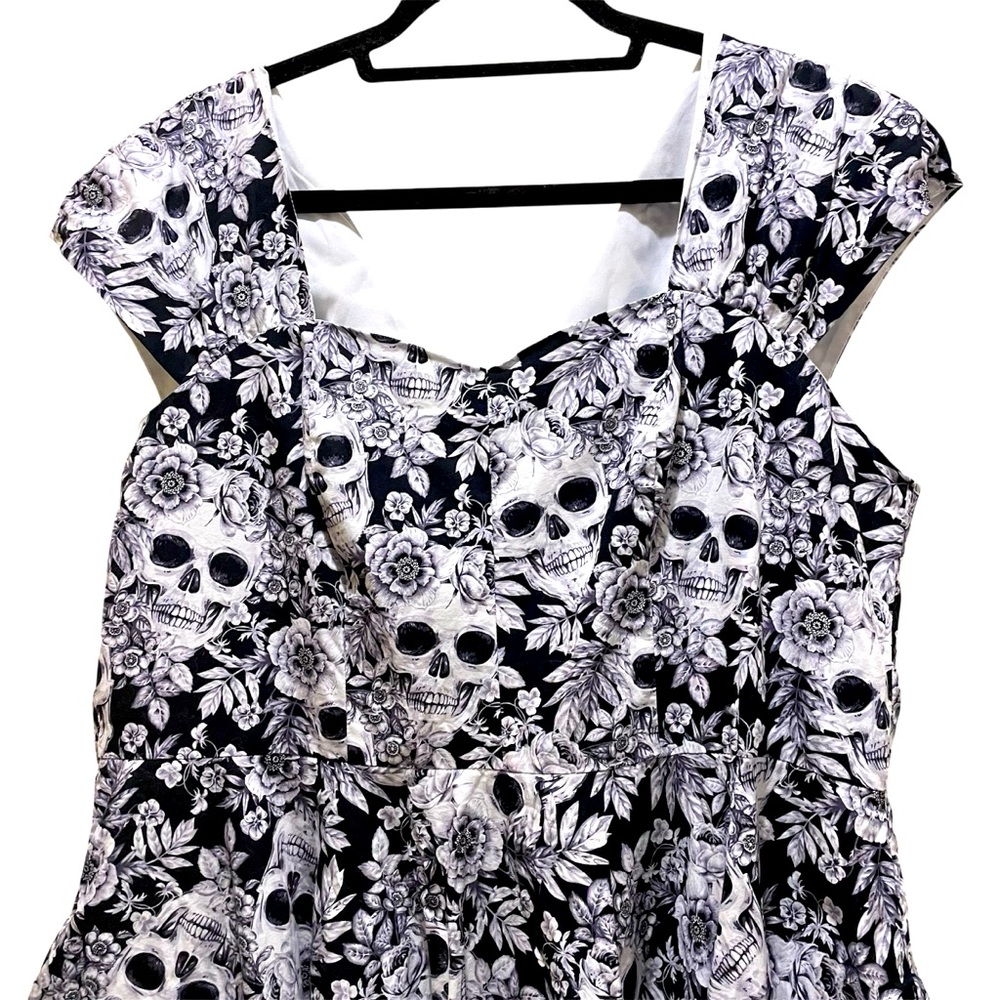 MAGNOLIA PARK Retro Fit & Flare Halloween Skull & Flowers Cotton Dress NWOT 3XL